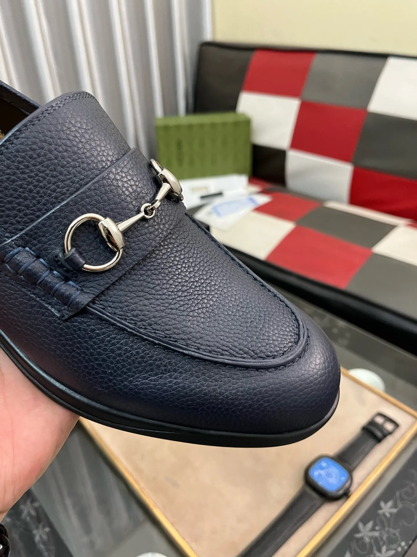 Men's shoes 💰540⌚️⌚️【GUCCi】Original frosted calfskin, water-dyed cowhide lining, original outsole, men's and women's fashion, formal casual leather shoes, slip-on men's and women's shoes series, young fashion, European and American trends, British style, casual matching, comfortable feet, standard code: men's size 38-443️⃣Colors available